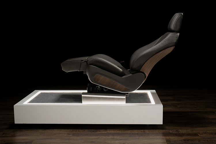 Ulcetech ZG Lounger in read mode