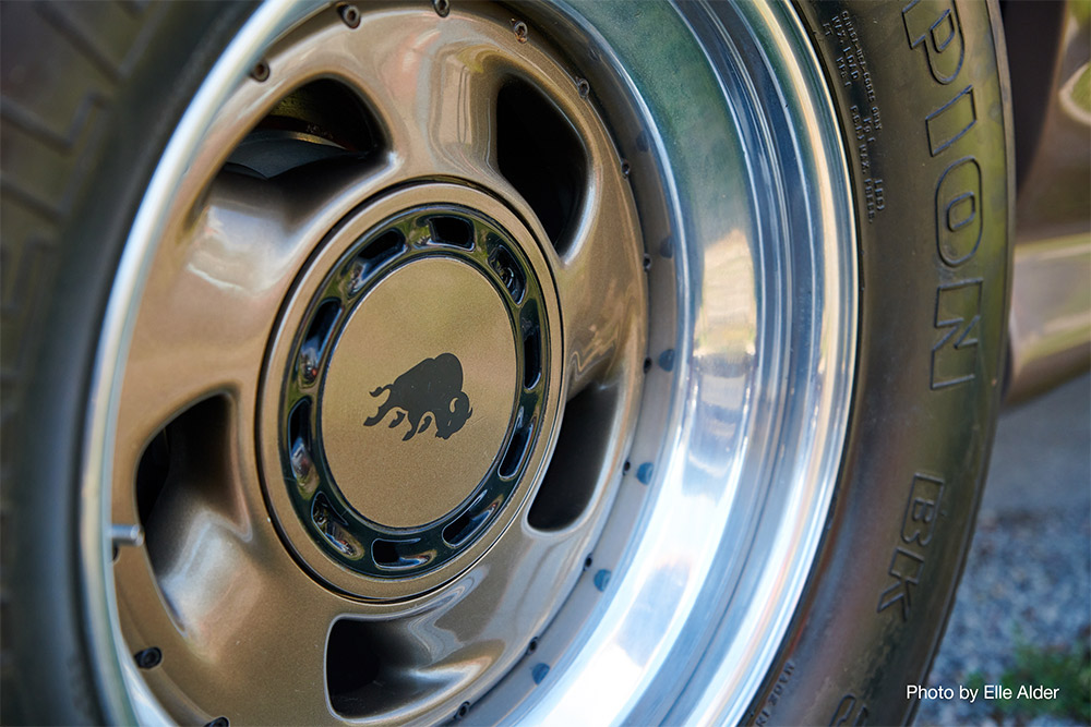Close up view of hub cap on the Ulcetech Torrero